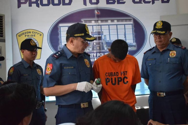 Lalaking may dalang granada sa kanyang bagahe sa MRT3 Cubao Station, Nahuli!